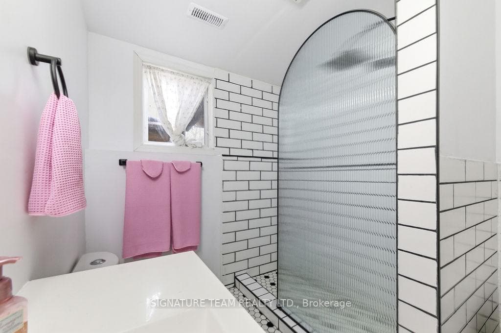 30 Earl Street photo 42