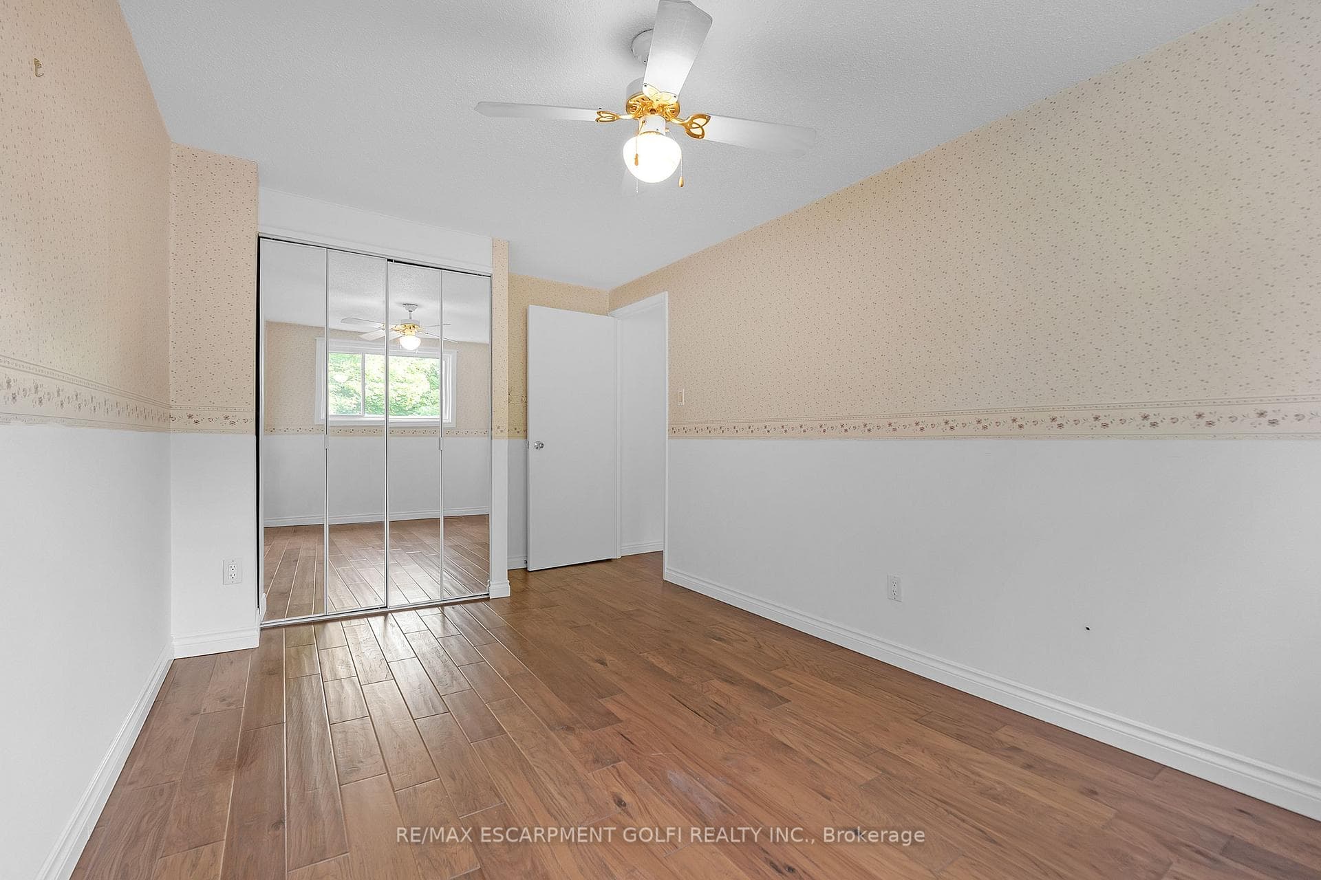 22 Tivoli Drive photo 23