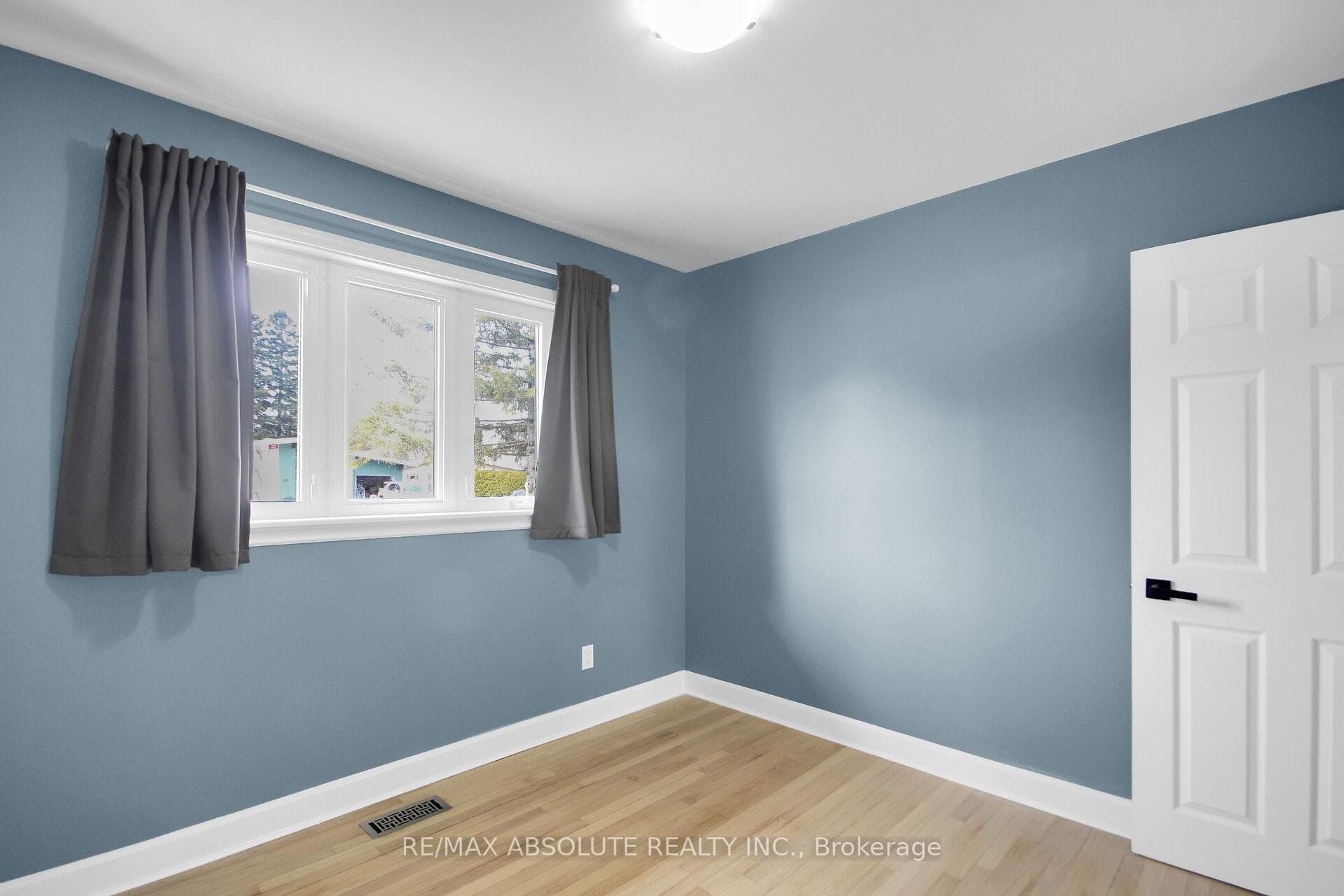 60 Foothills Drive photo 35