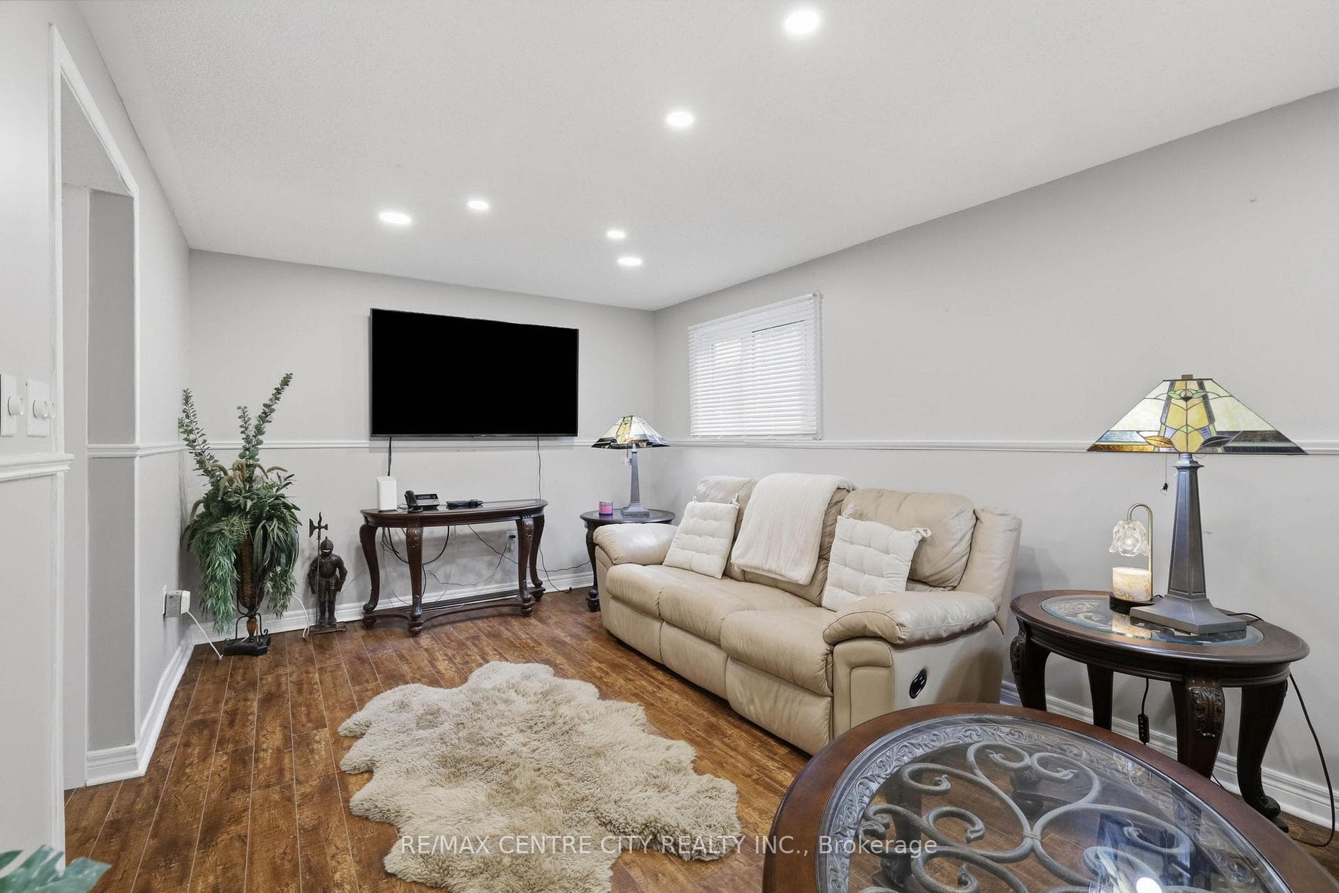 419 Ferndale Avenue photo 31