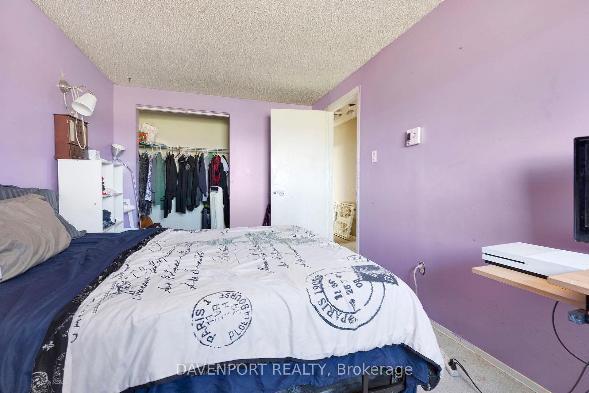 208 Rosebank Place photo 15
