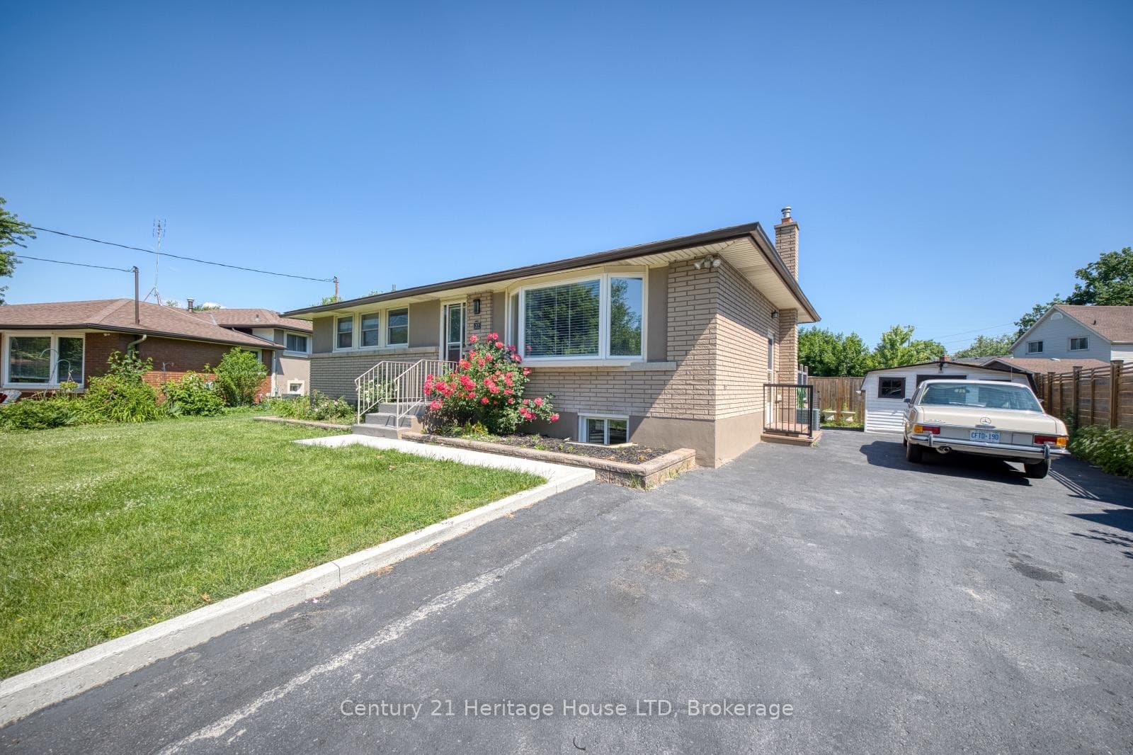 37 Coronation Boulevard photo 20