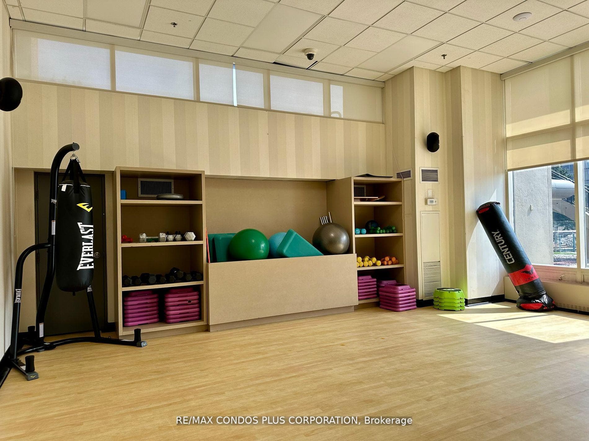 2045 Lake Shore Boulevard Unit 2904 photo 19