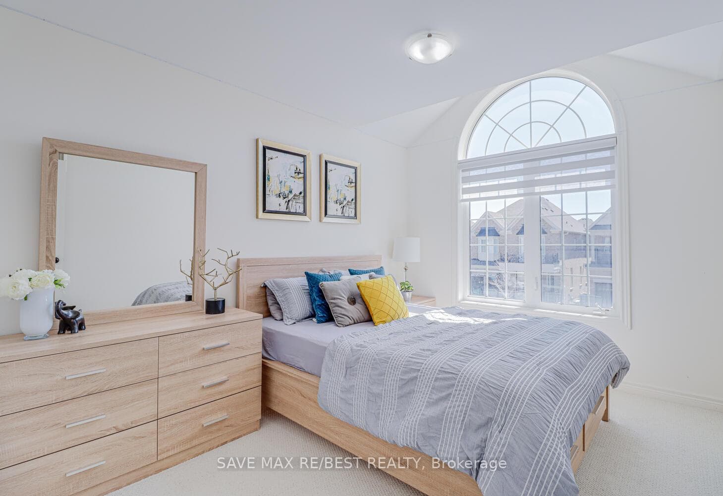 14 Oxendon Road photo 22