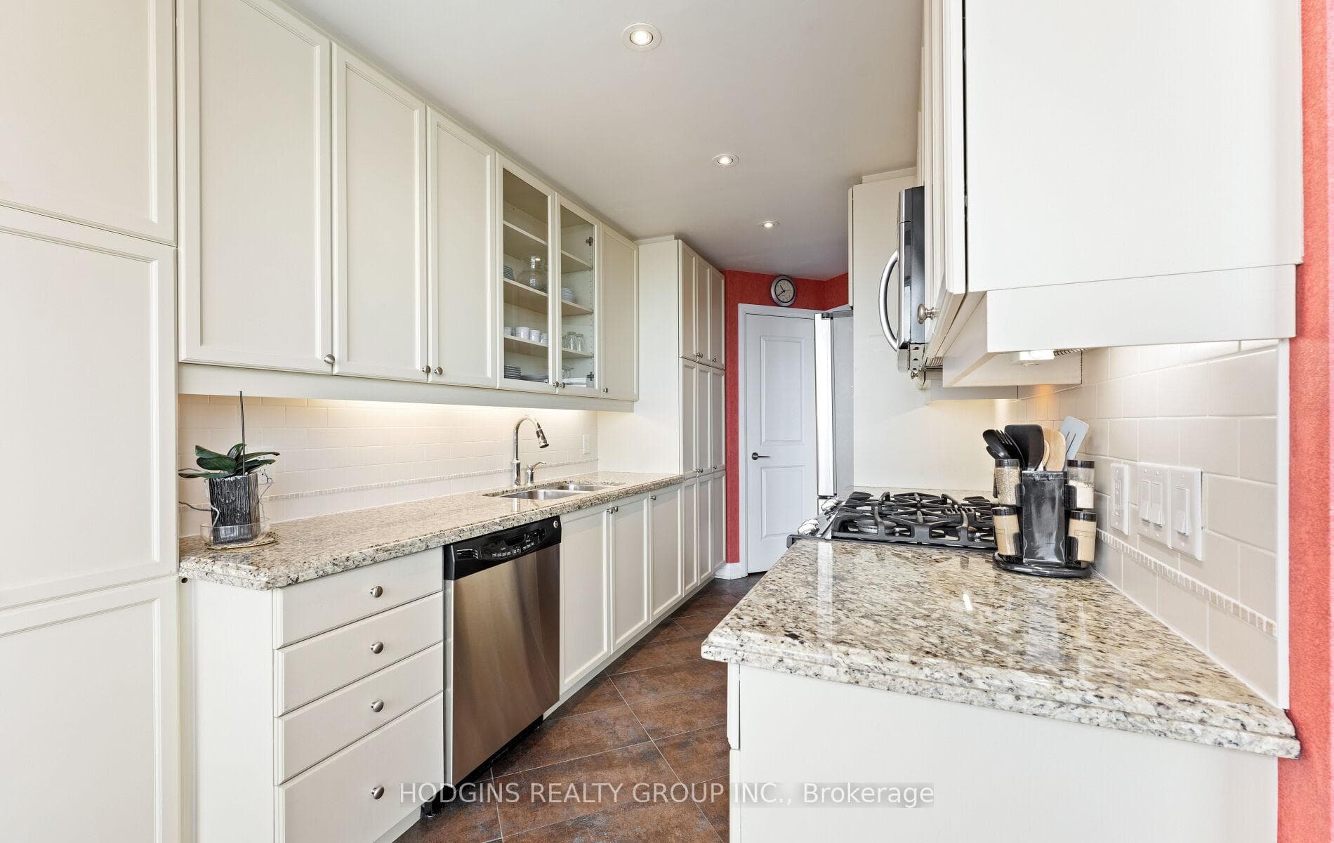 1055 Southdown Road Unit UPH 4 photo 11