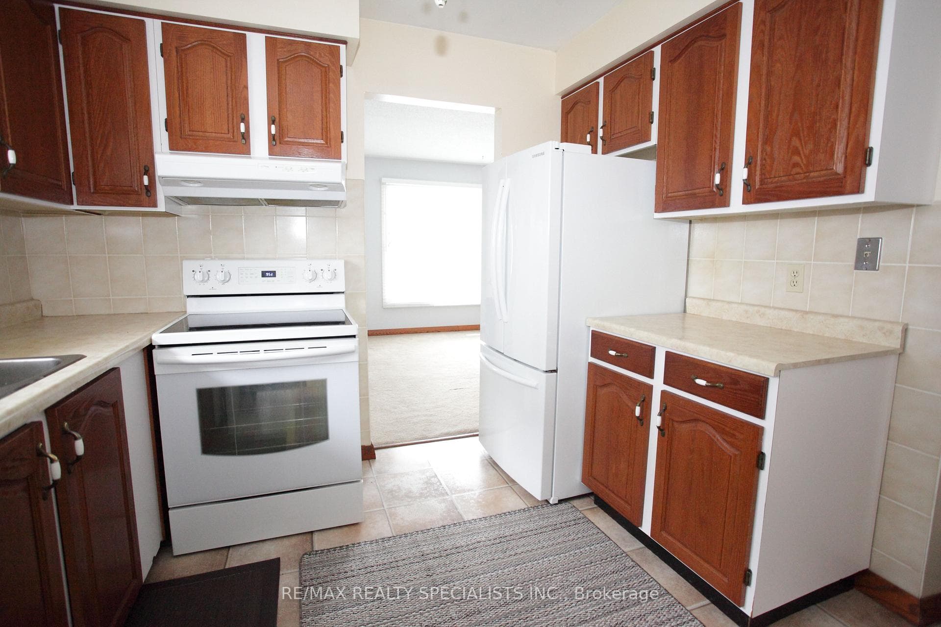 8304 Lamont Avenue photo 6
