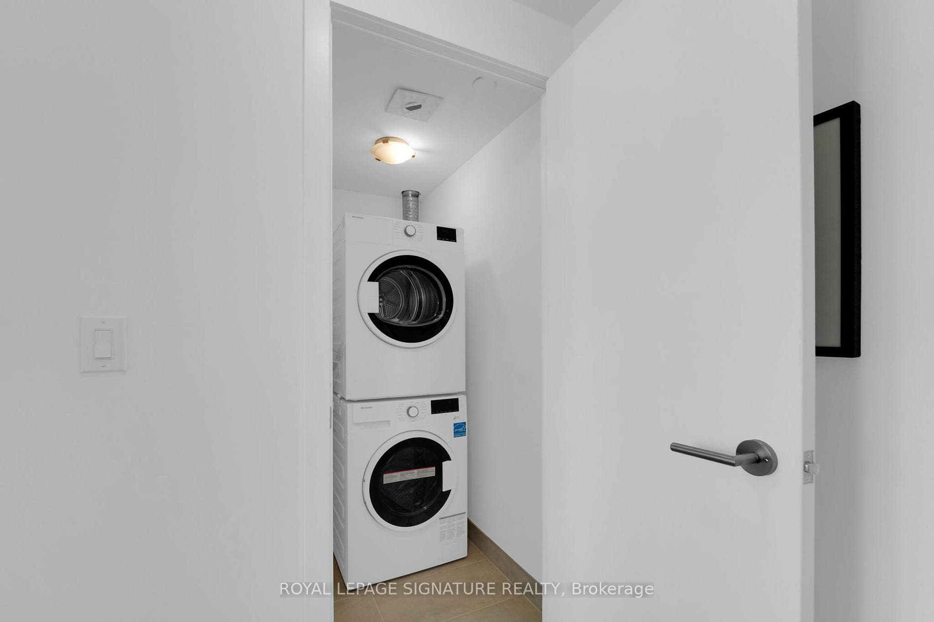 47 Mutual Street Unit 3104 photo 18