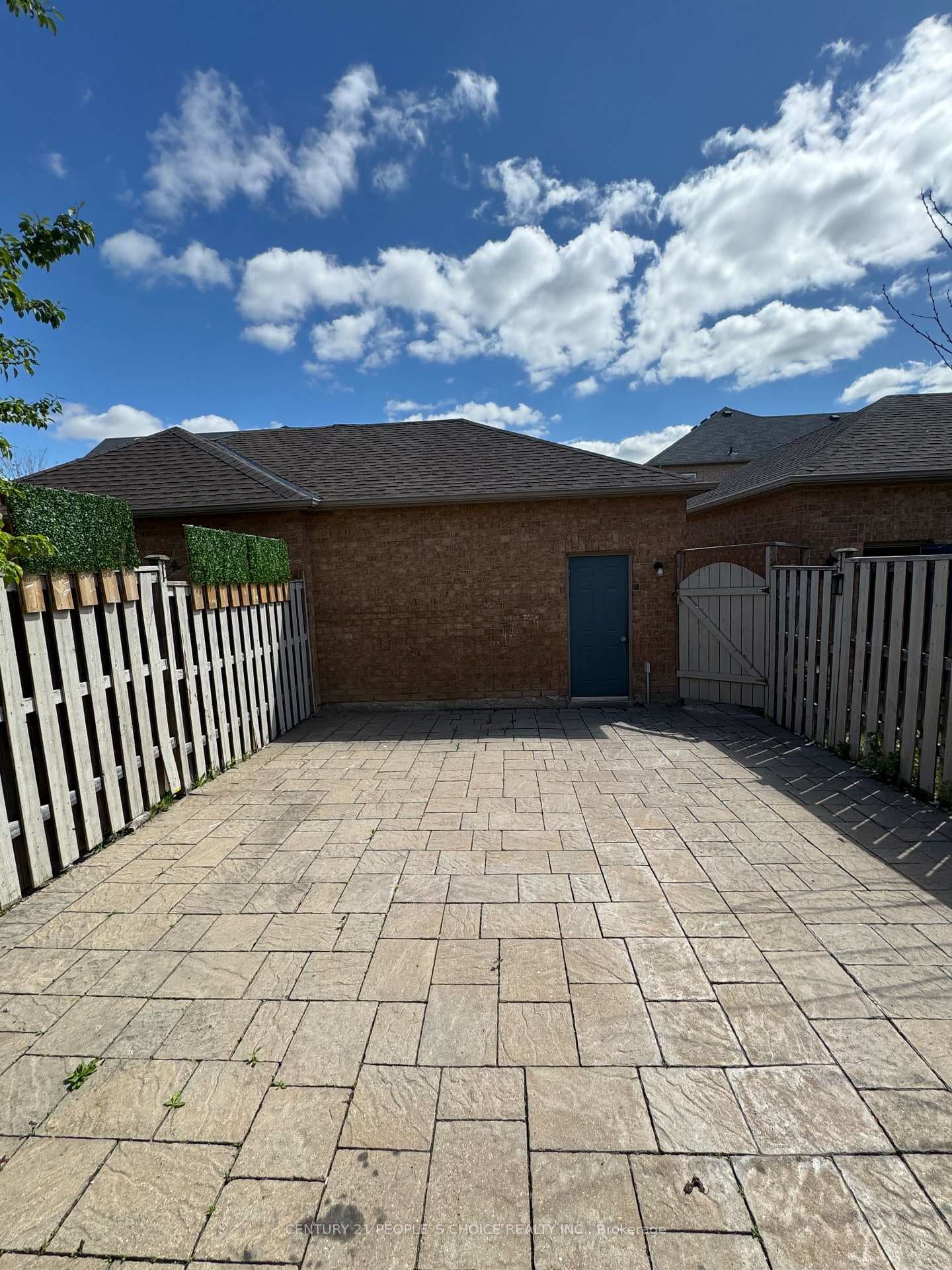 479 Davos Road photo 15