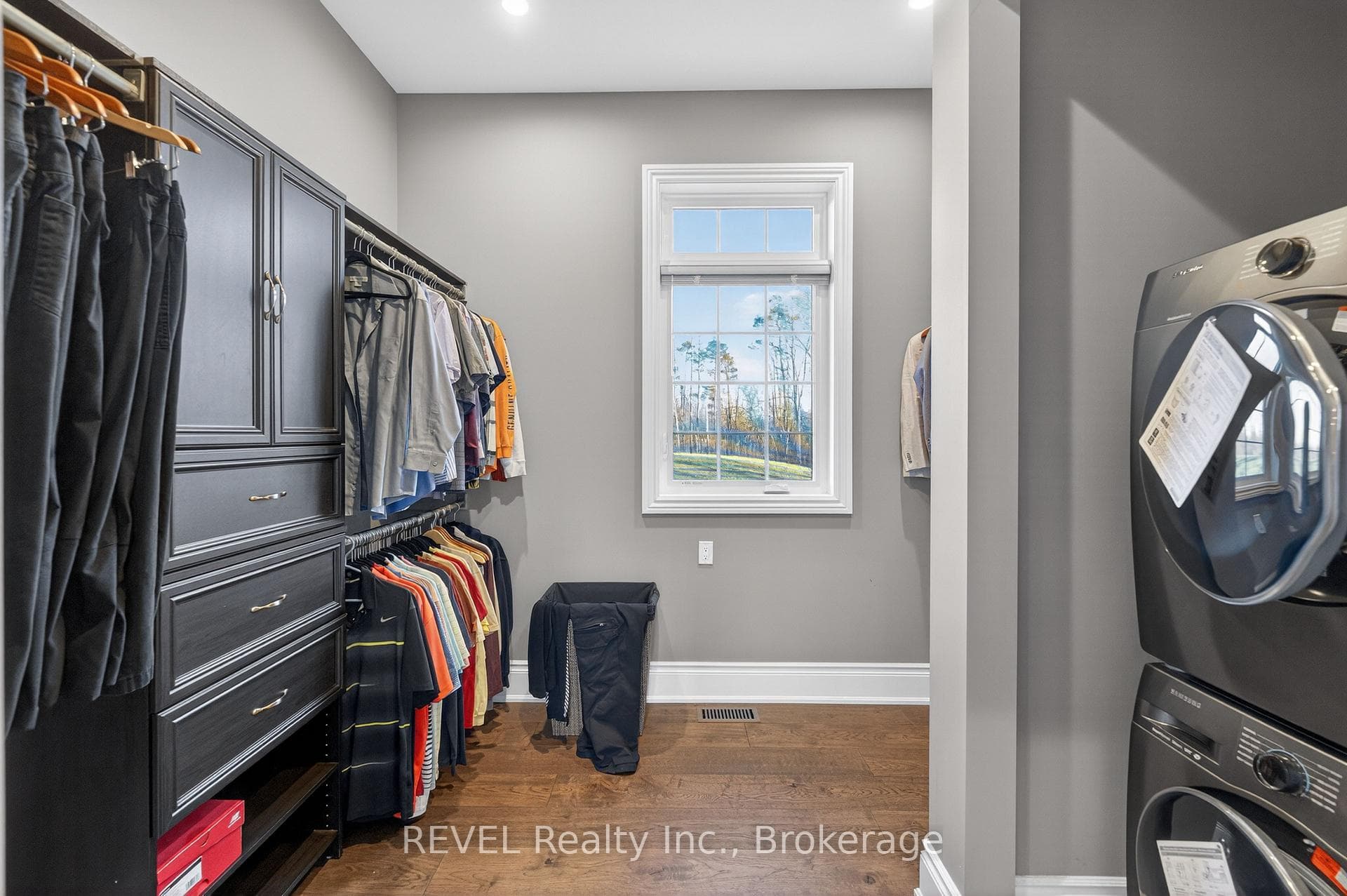 1041 Oakhill Boulevard photo 33