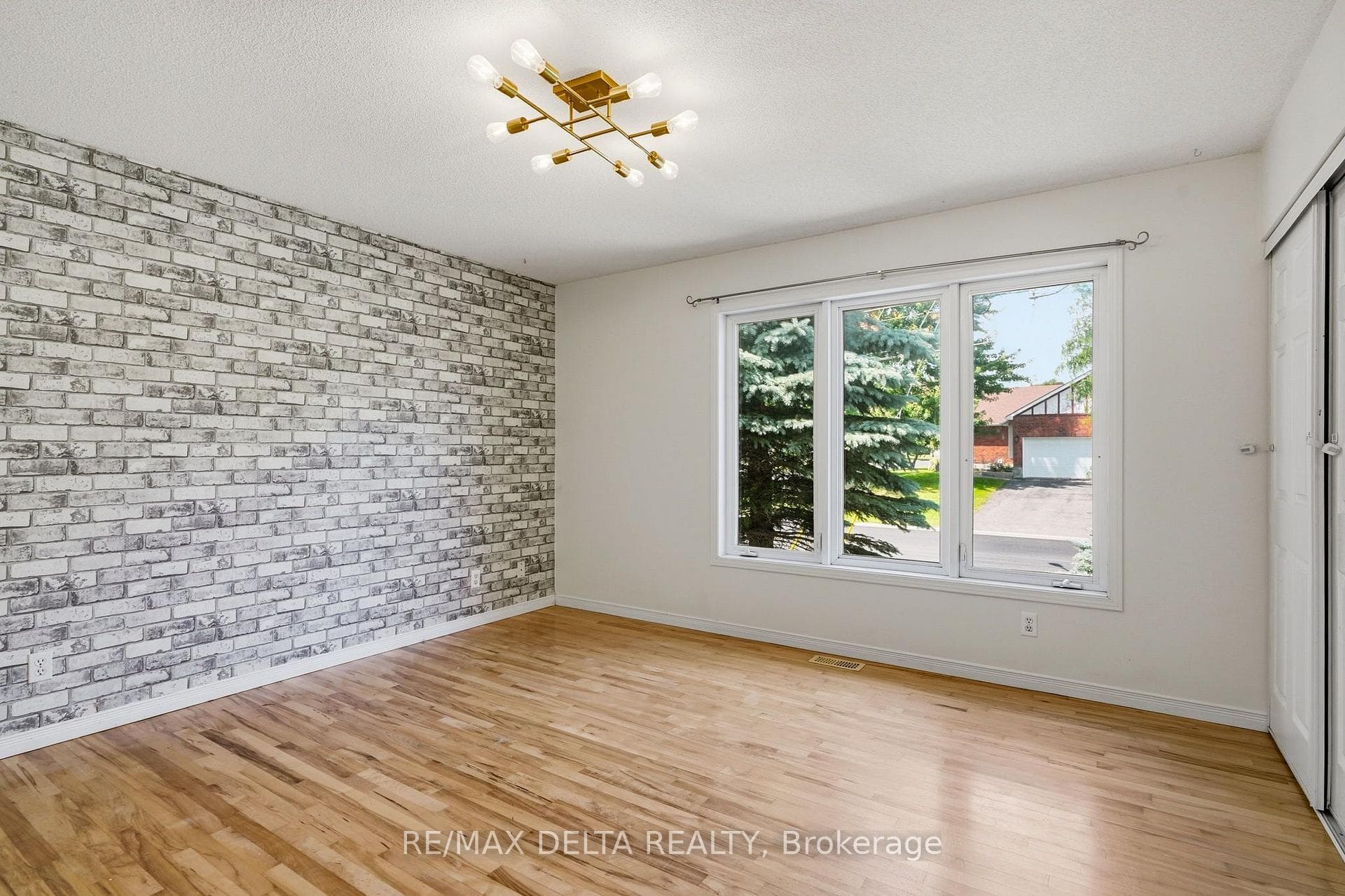 687 Ste-Marie Street photo 18