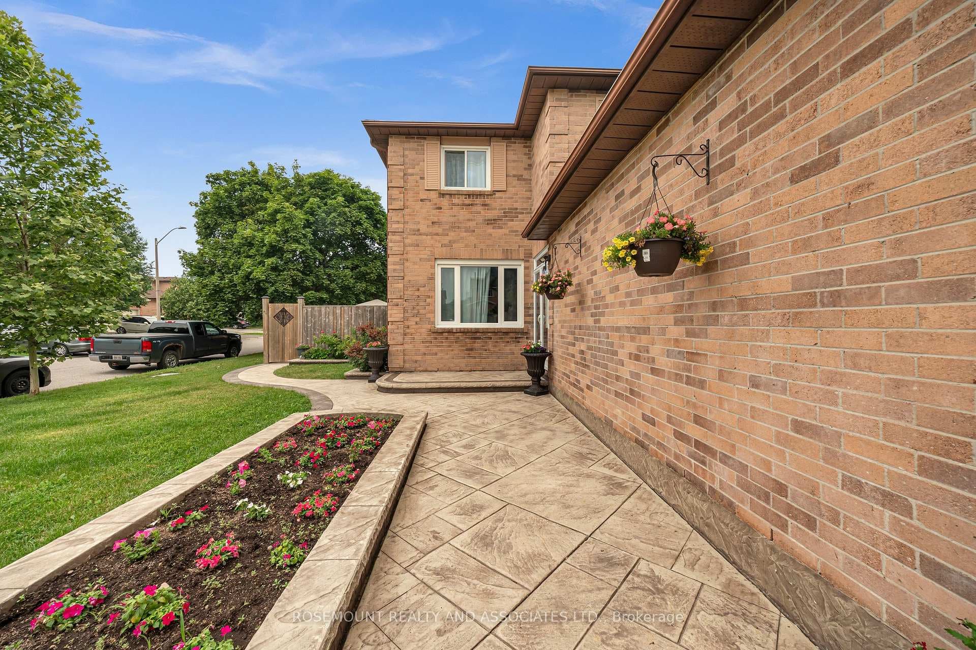 95 Rotherglen N Road photo 3