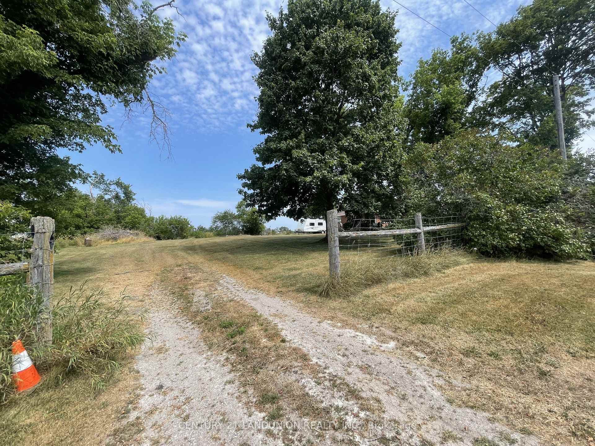 1319 Palestine Road photo 19
