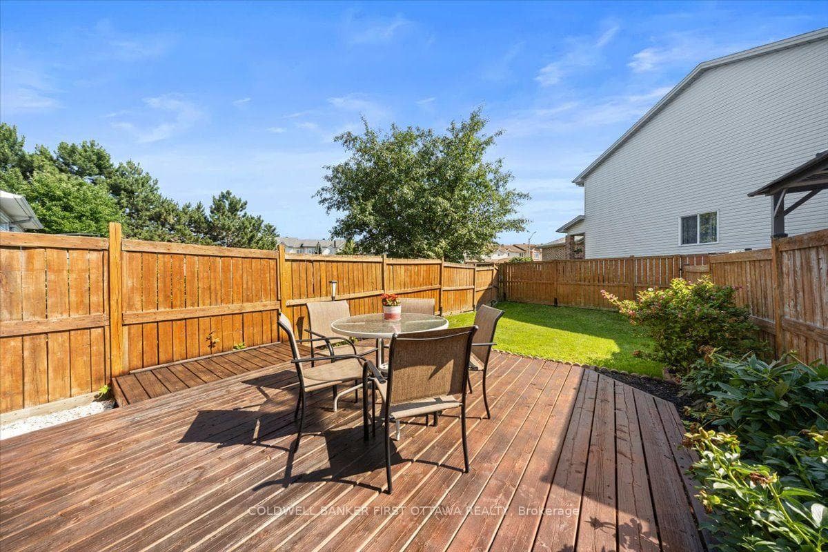 46 MARGRAVE Avenue photo 30