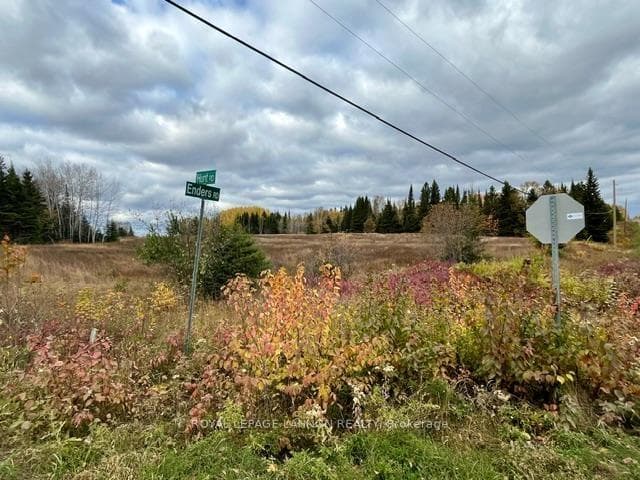 Hunt Road photo 2