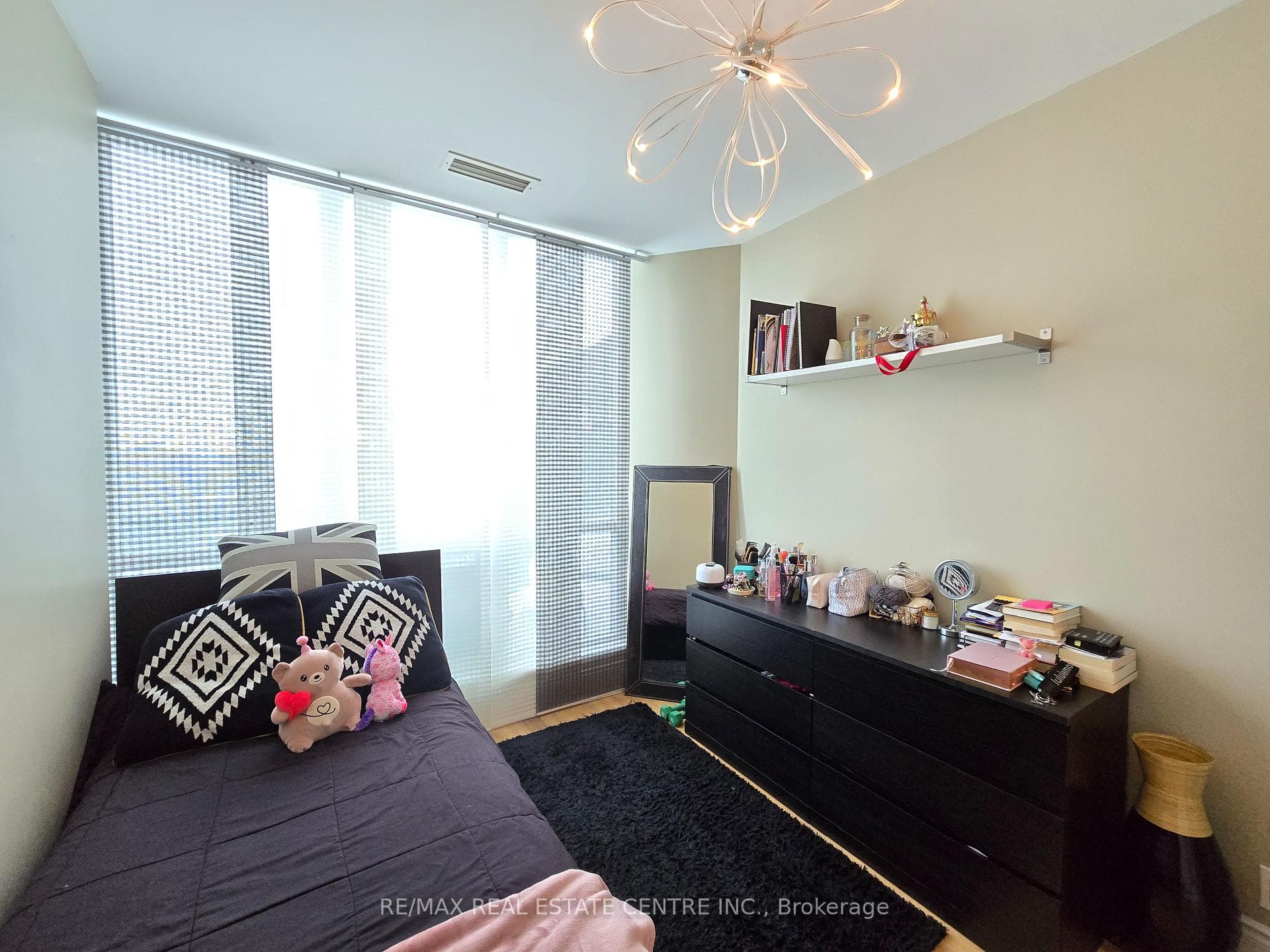 18 Harding Boulevard Unit PH207 photo 34