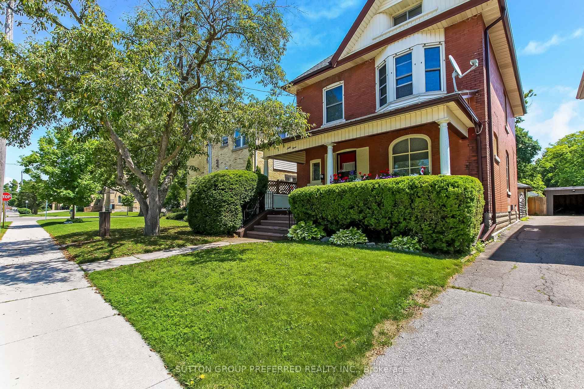 63 SOUTHWICK Street photo 3