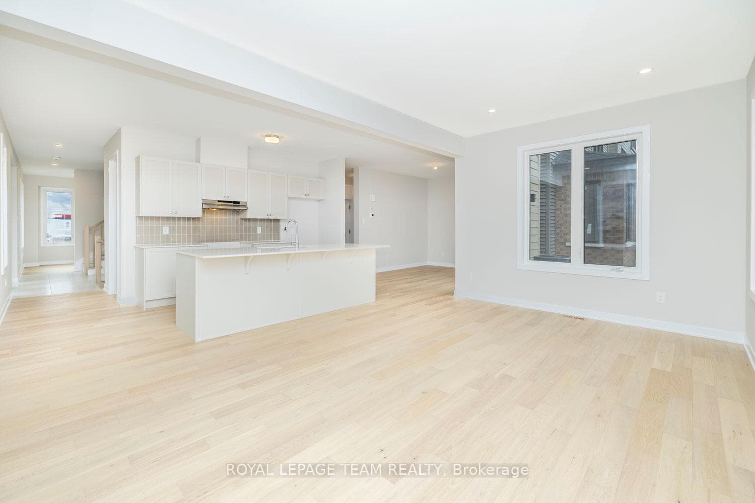 296 SAPLING Grove photo 19
