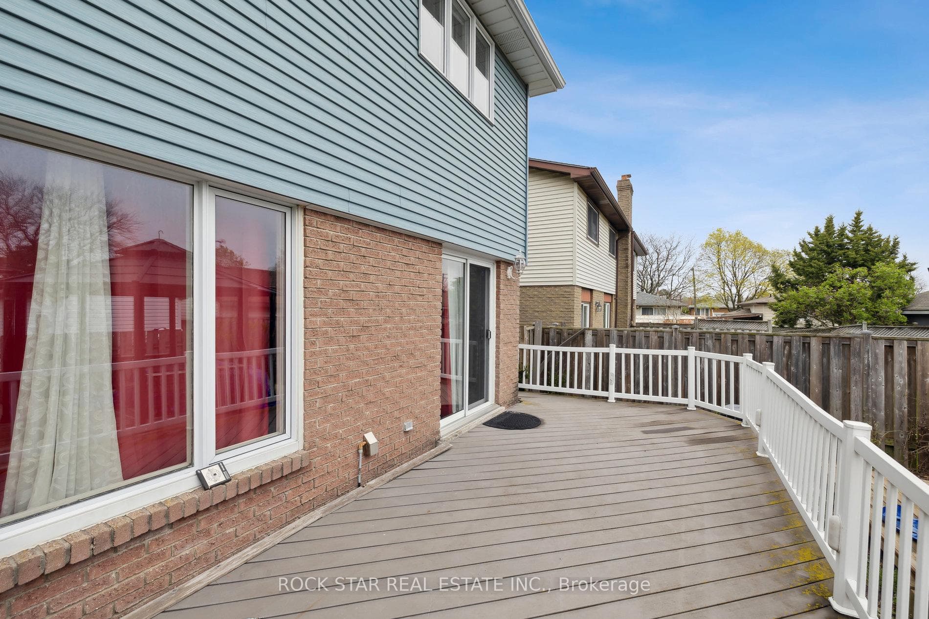 15 Beston Drive photo 35