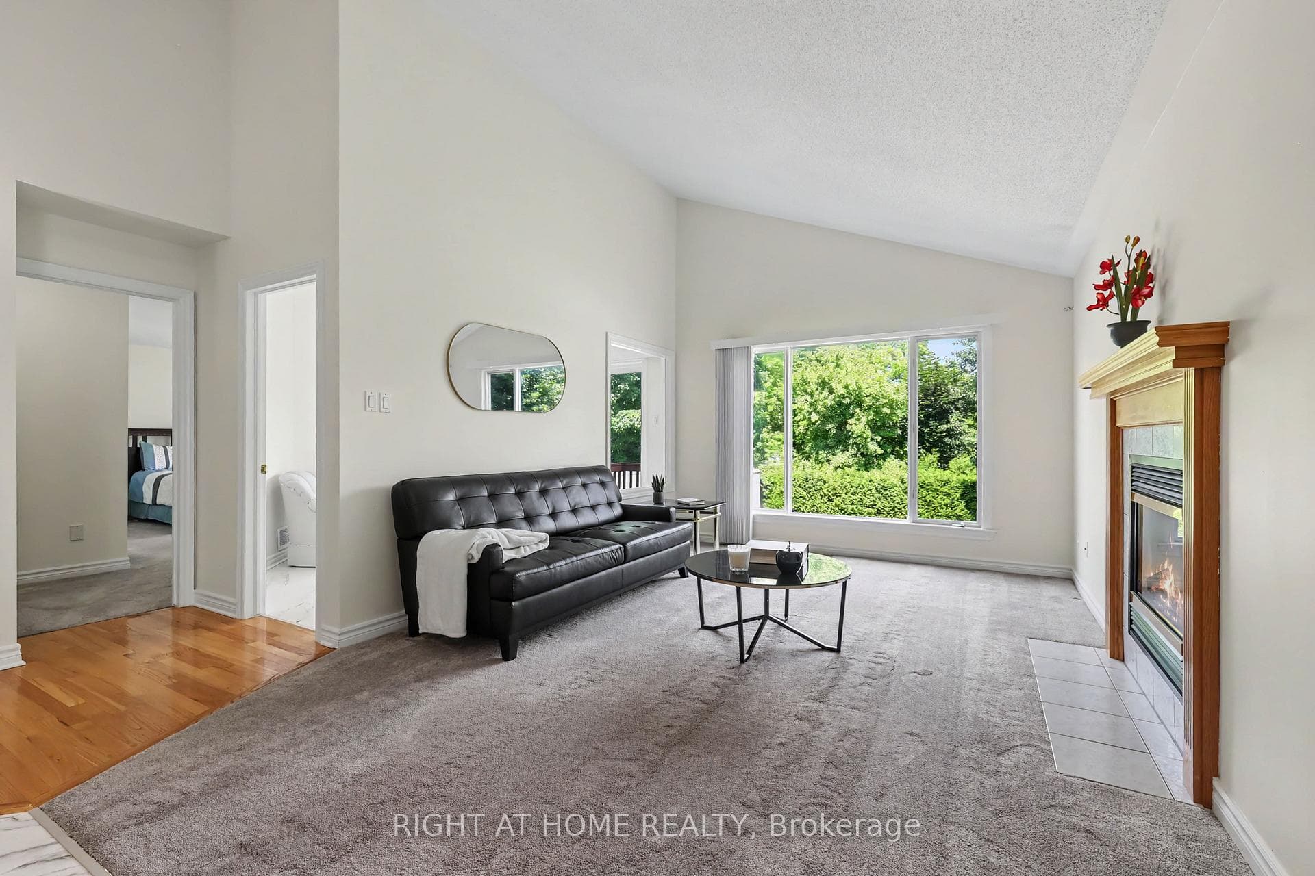 54 Fieldcrest Avenue photo 7