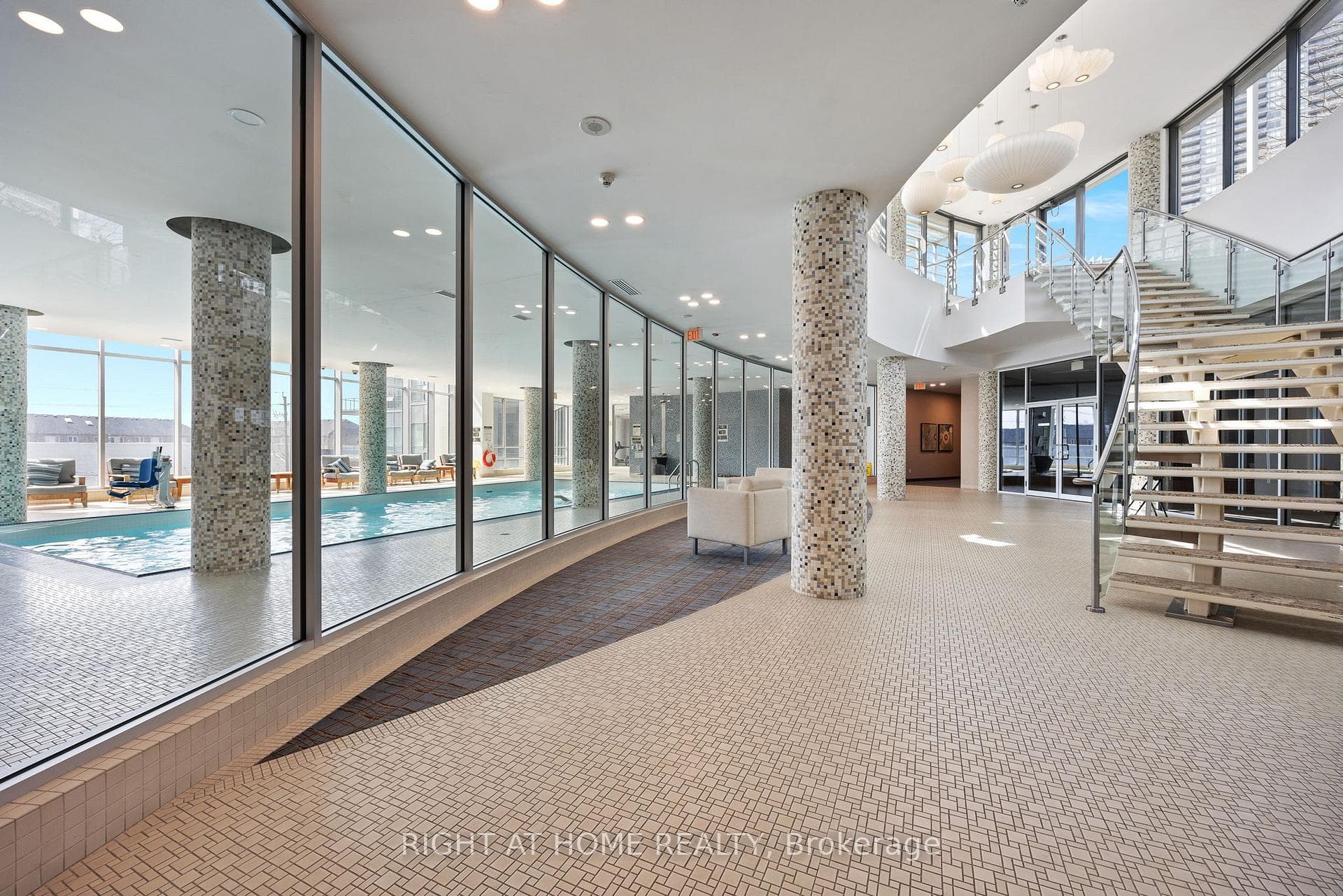 2240 Lake Shore Boulevard Unit 806 photo 29