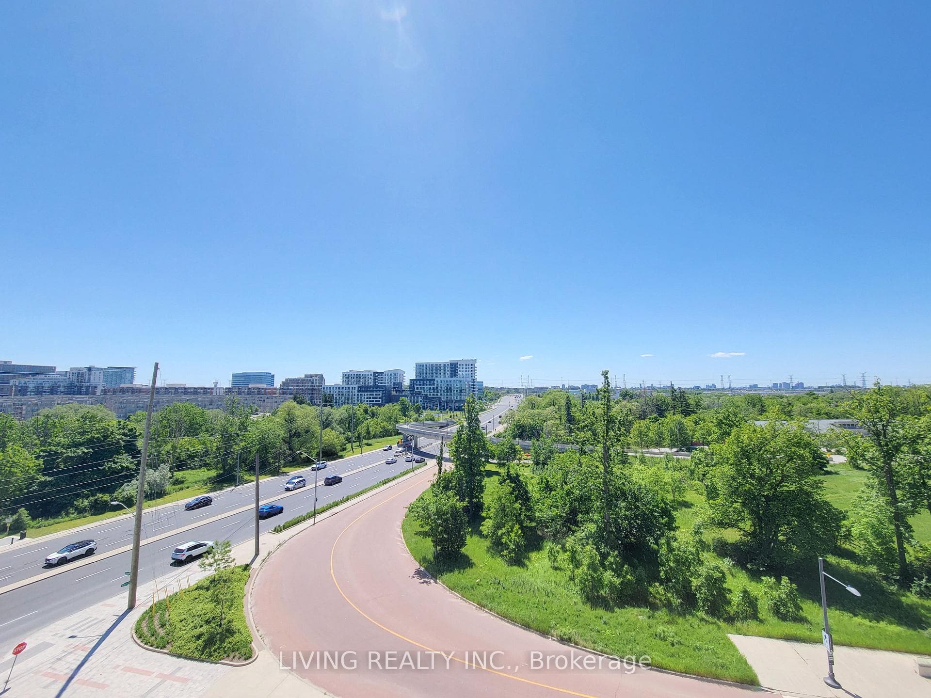 8 Cedarland Drive Unit 819 photo 8