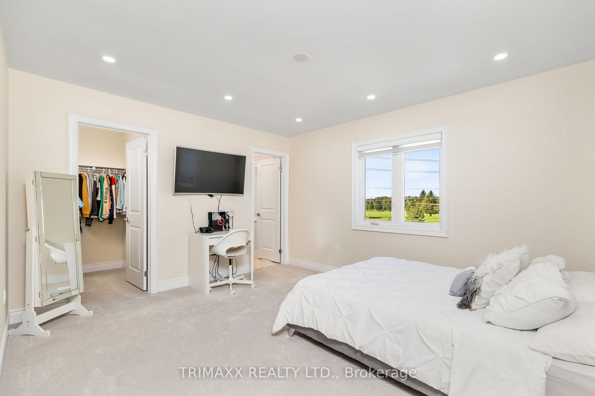 91 Lorne Thomas Place photo 23