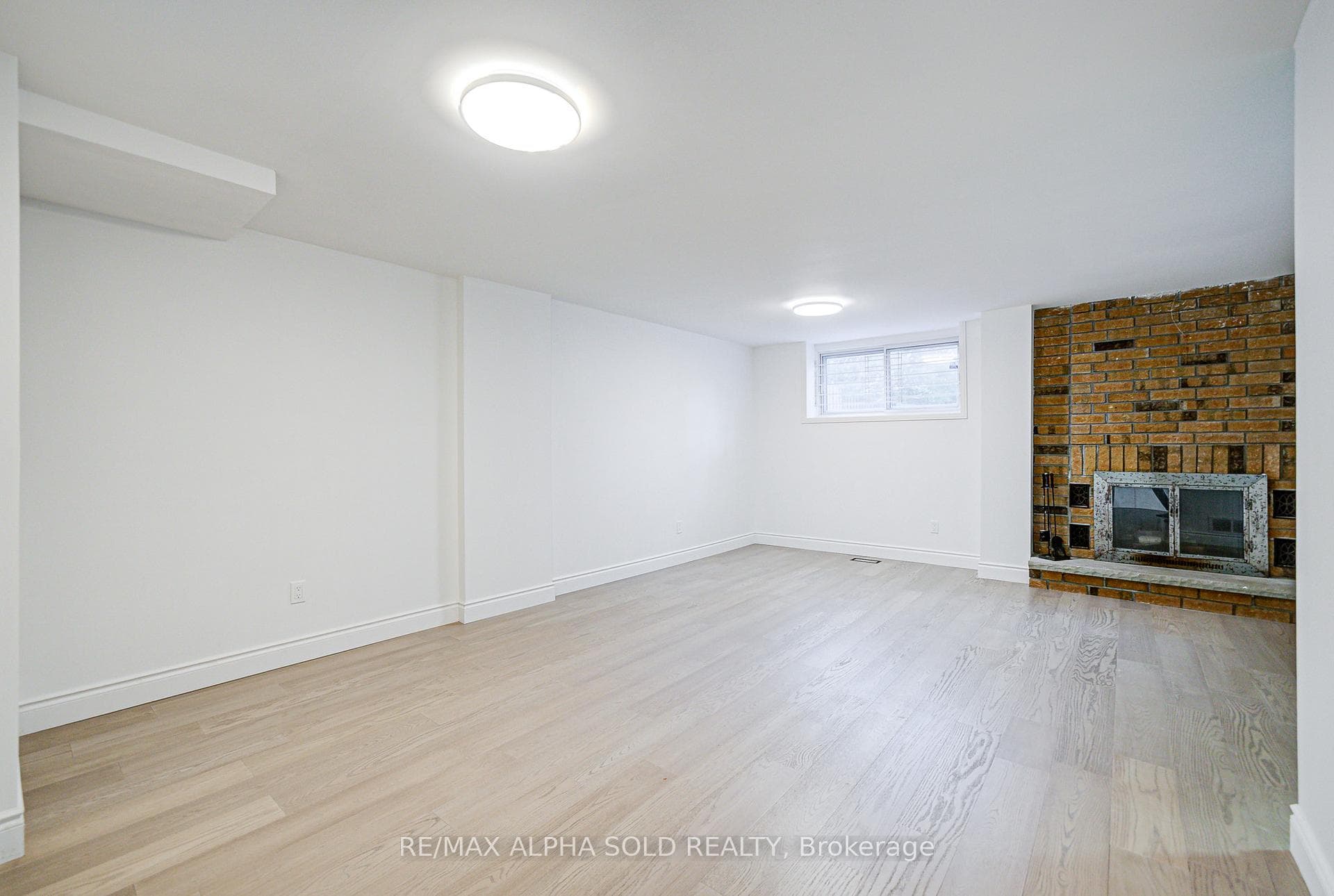 18 Copthorne Avenue photo 34