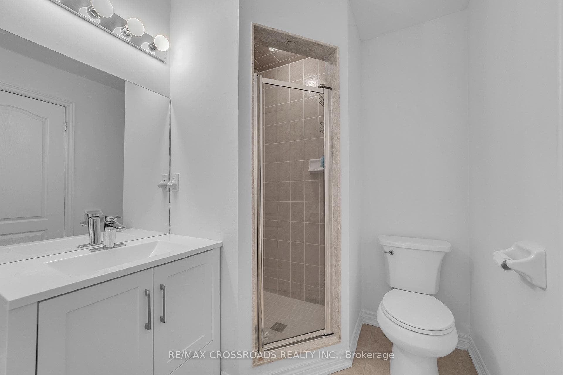 106 Craggview Drive photo 29