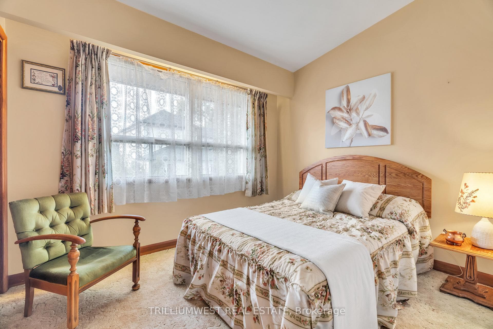34 Bennett Avenue photo 20