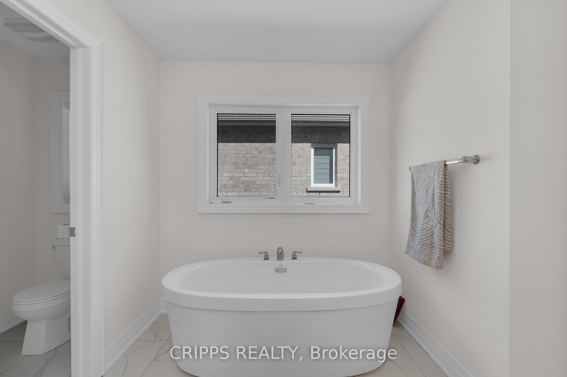 1418 Broderick Street photo 16