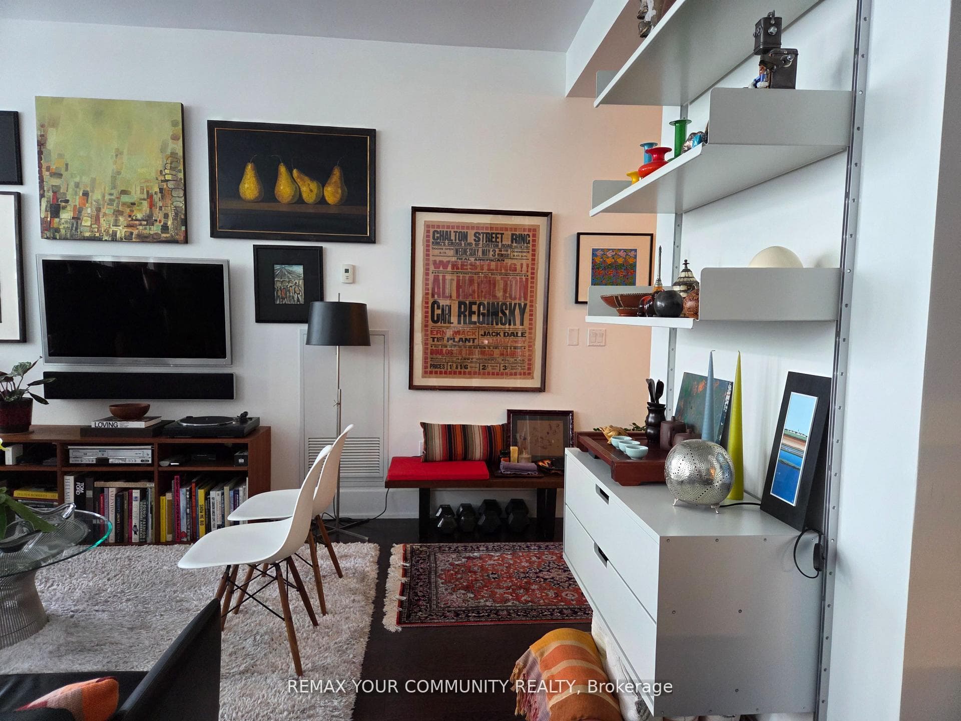 39 Queens Quay Unit 815 photo 4