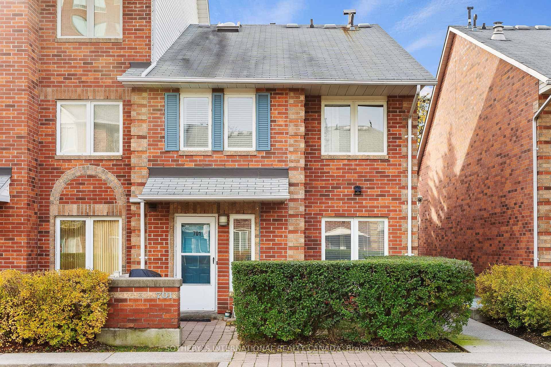 900 Steeles Avenue Unit 701 photo 3