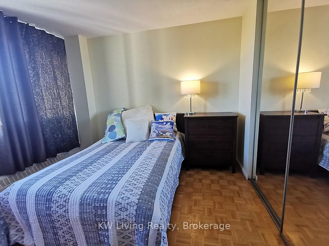 715 Don Mills Road Unit 1604 photo 18