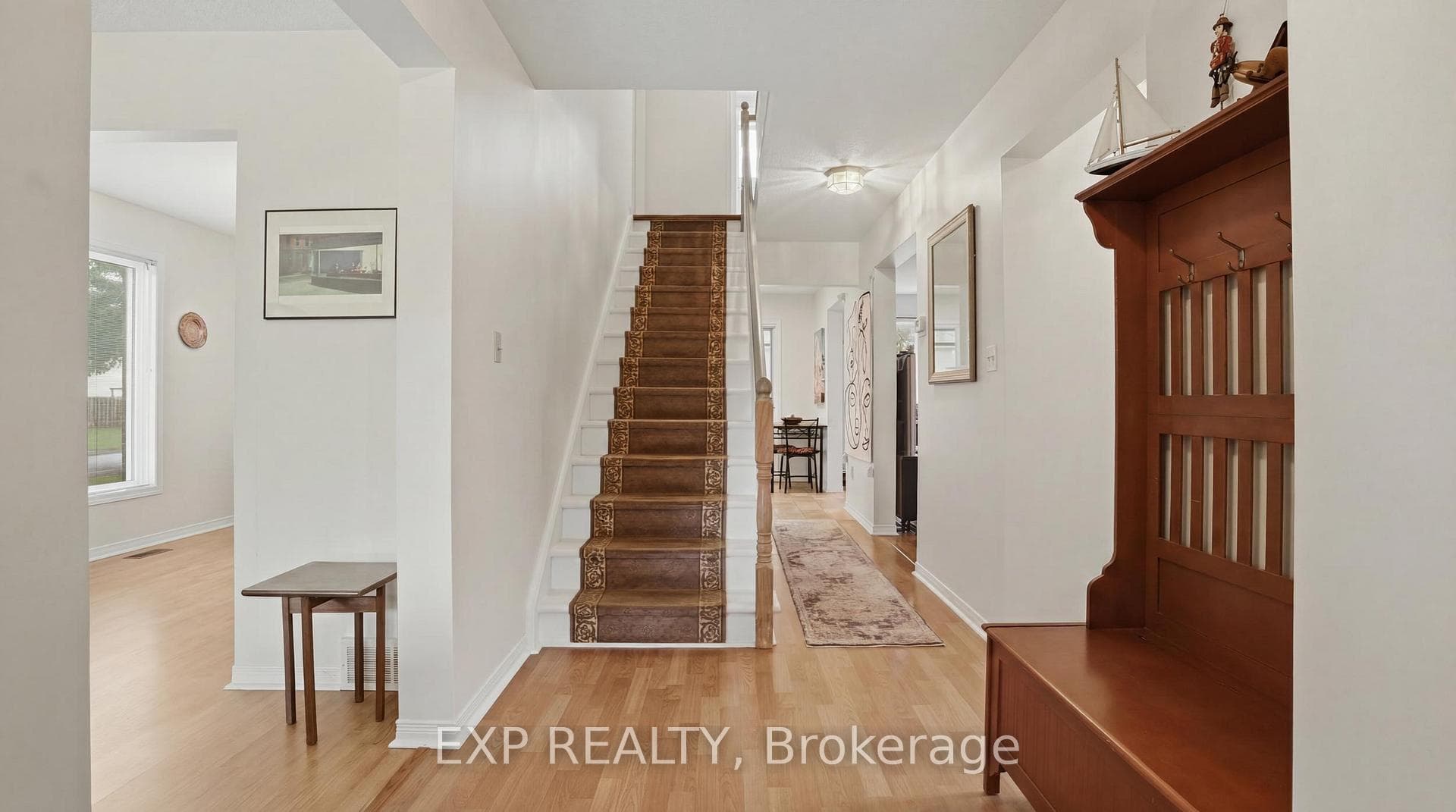 3722 Sussex Lane photo 5