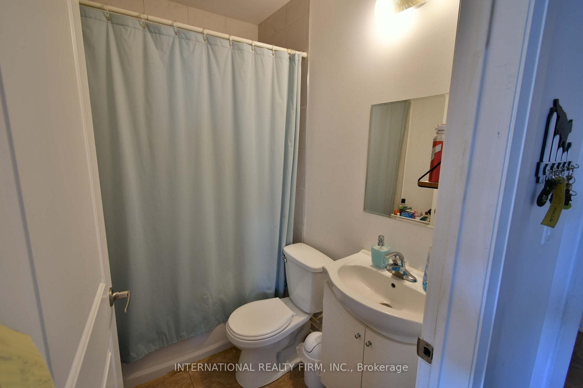 1262 Bloor Street Unit 2A photo 6