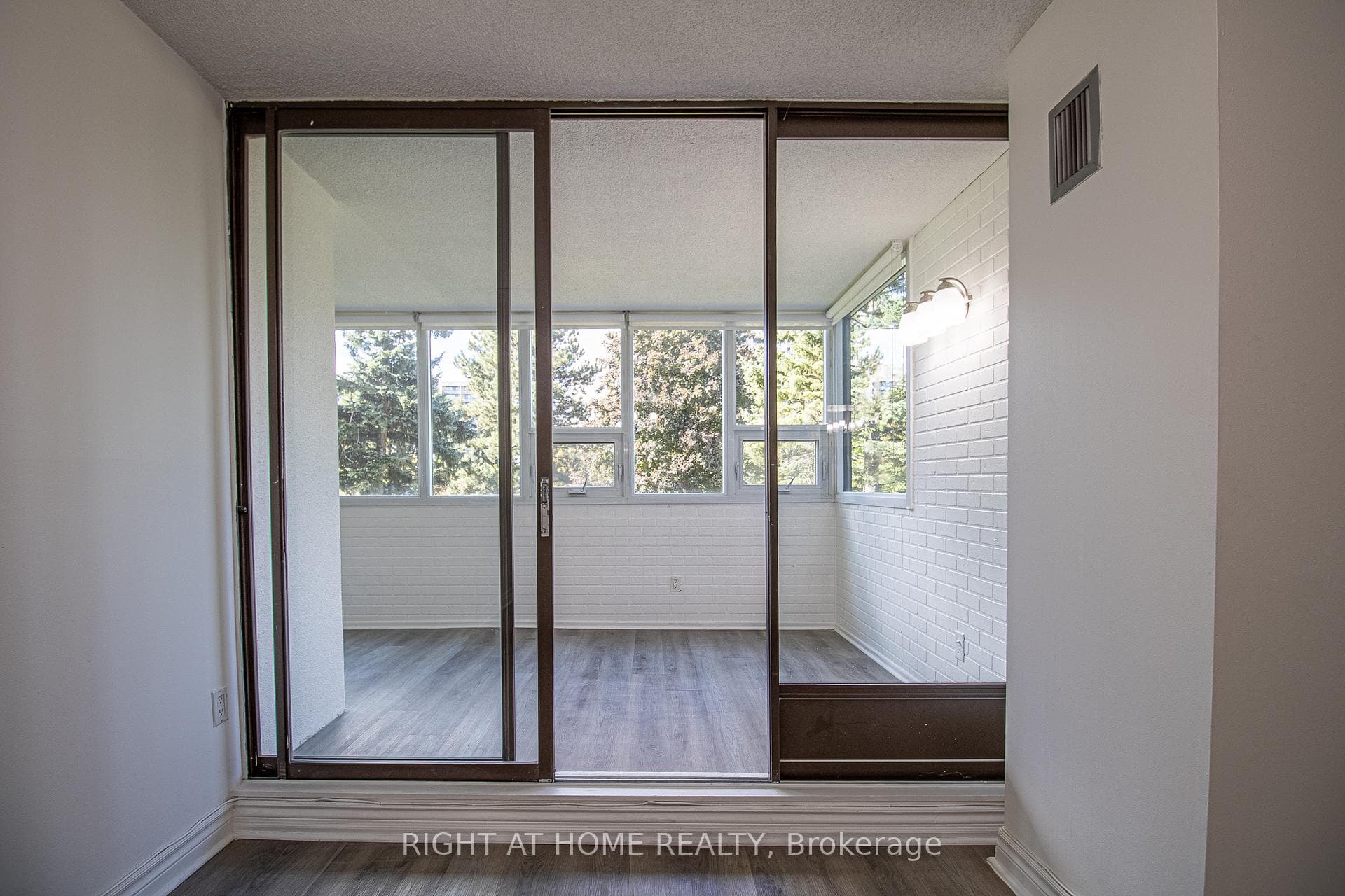 3303 Don Mills Road Unit 201 photo 23