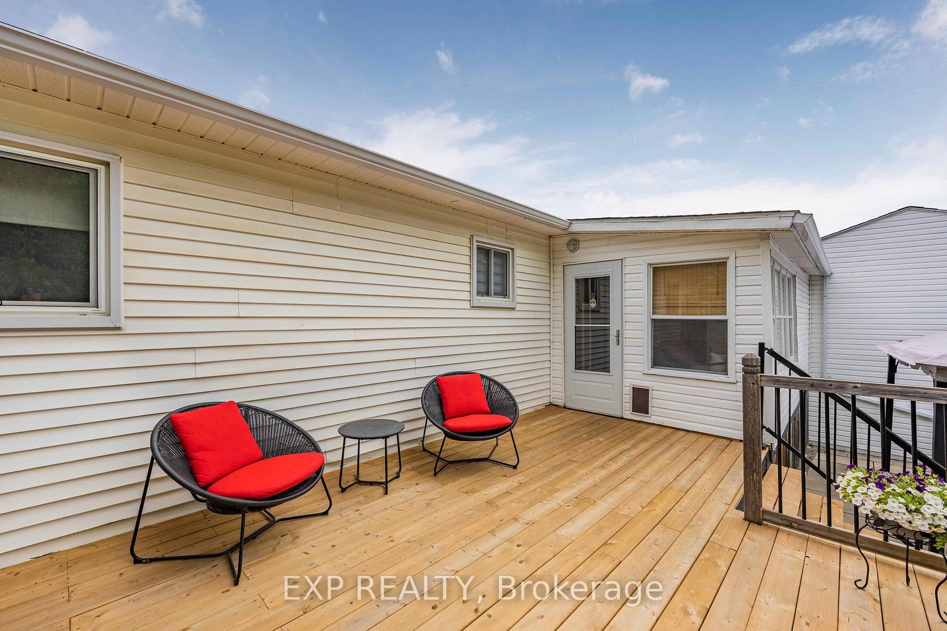 959 Nantyr Drive photo 30