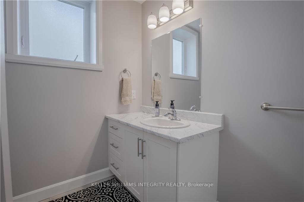 226 EAST RIDGE Drive photo 23