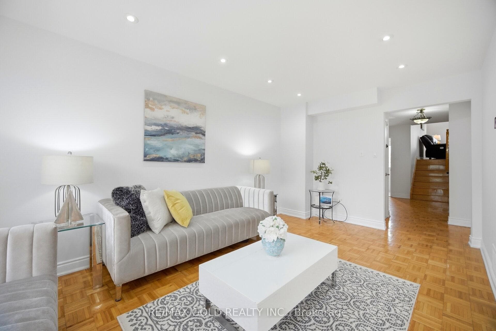 18 Mcgraw Avenue photo 2