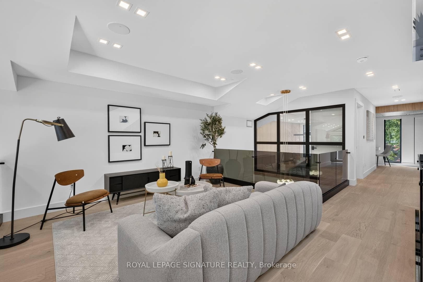 156 Snowdon Avenue photo 19