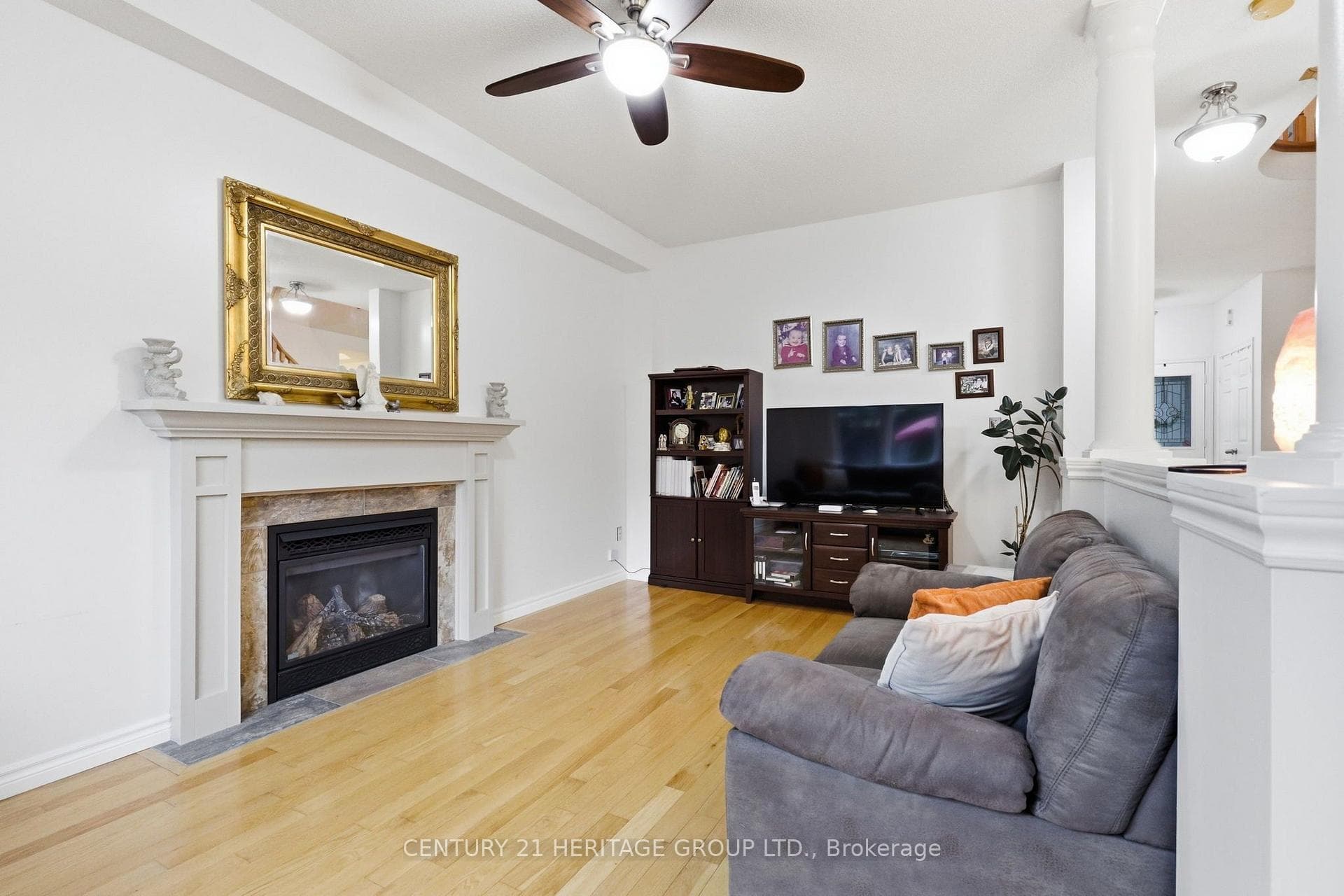 21 Silvercreek Crescent photo 8