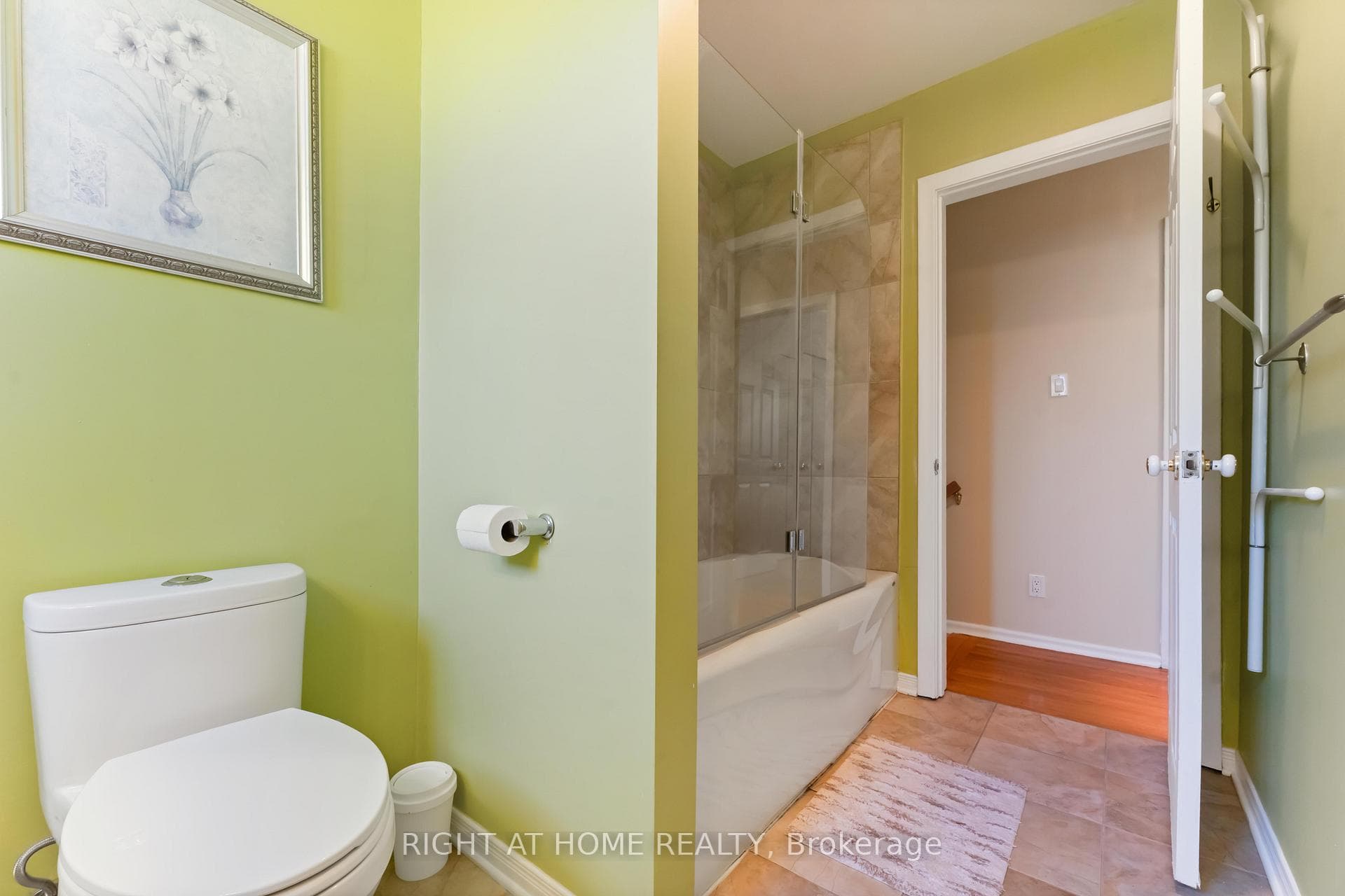 2221 Circle Place photo 13