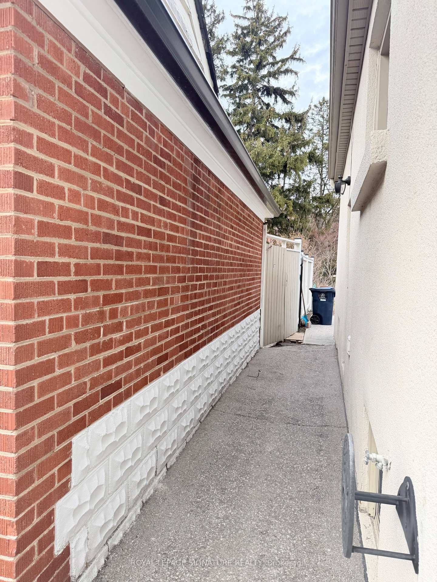67 South Kingsway N/A photo 31