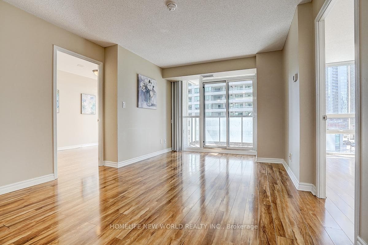 35 Hollywood Avenue Unit 518 photo 17