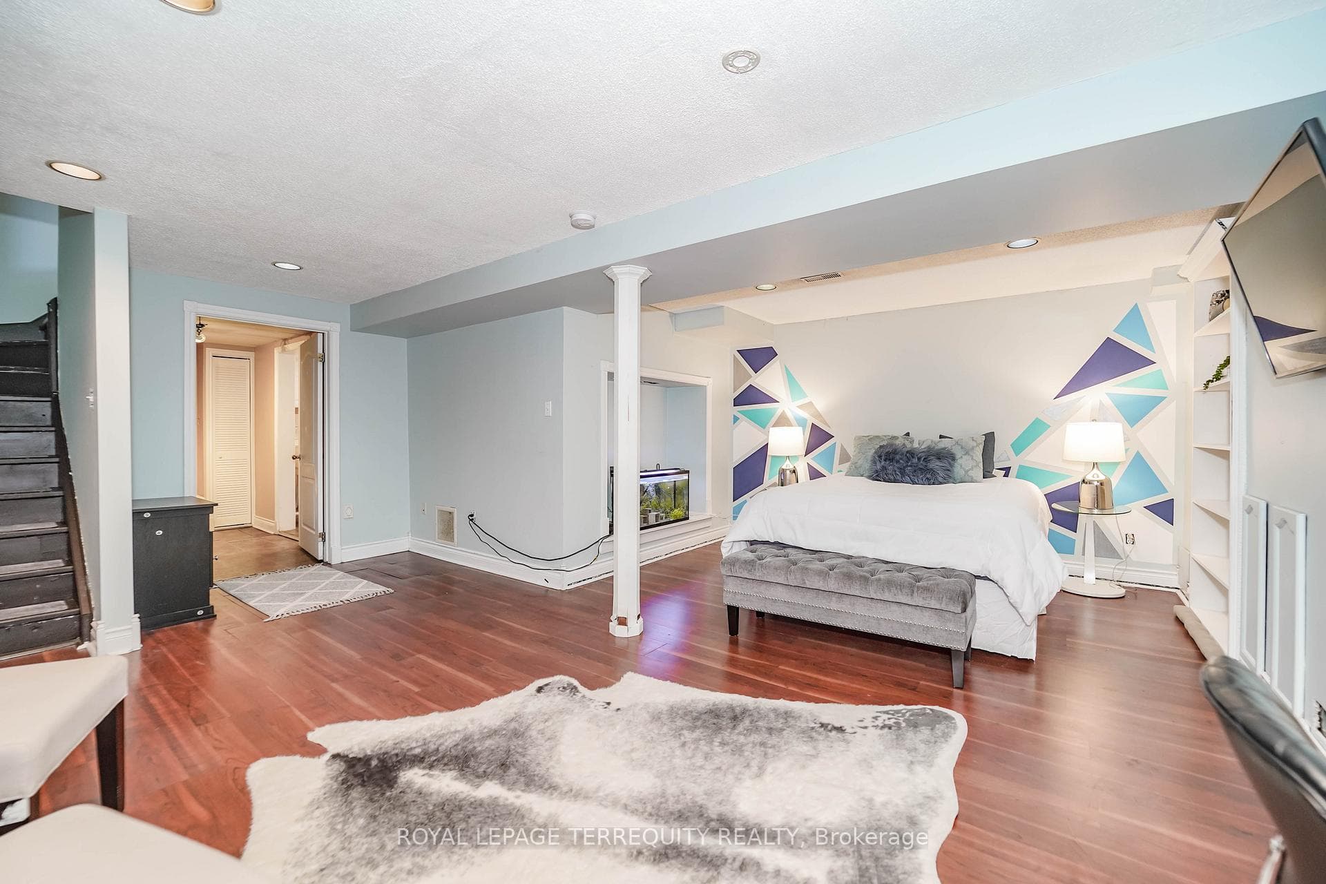 8 Daniele Avenue photo 33