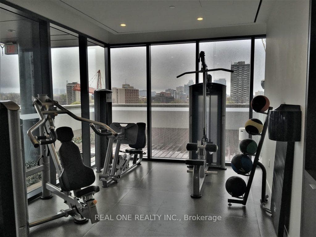 159 Dundas Street Unit 3407 photo 13