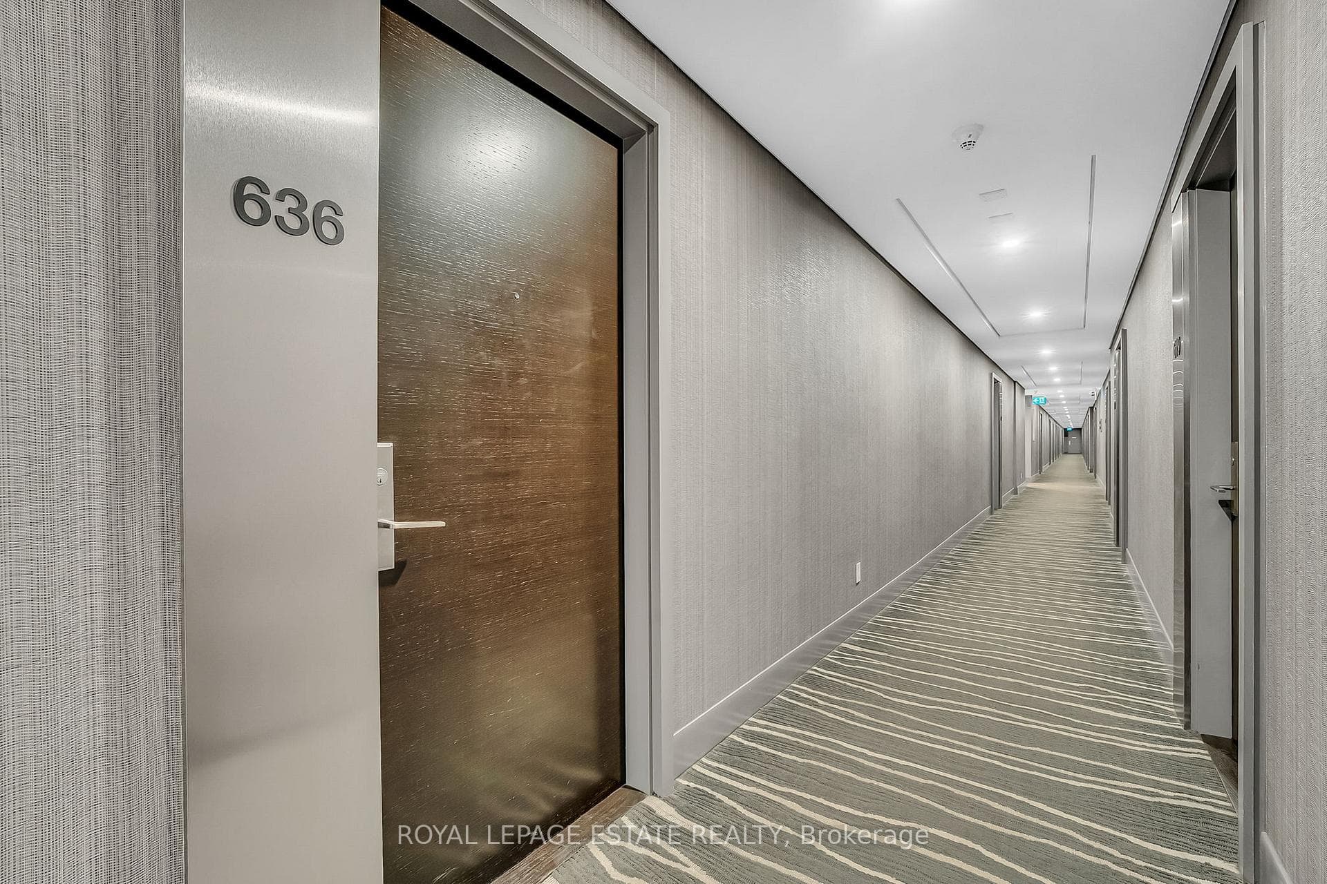 55 Stewart Street Unit 636 photo 40