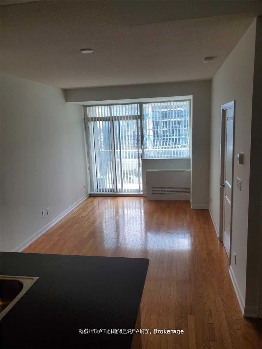 5791 Yonge Street Unit 2601 photo 6
