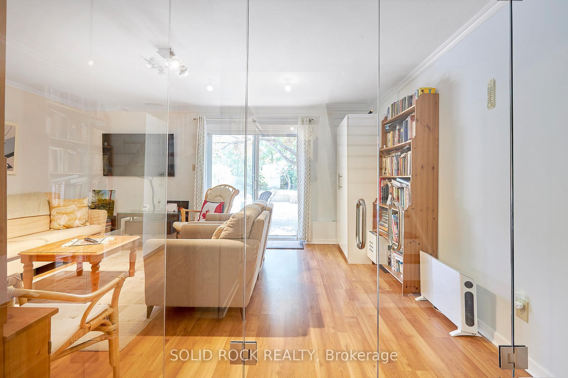 2306 WALSH Avenue photo 25