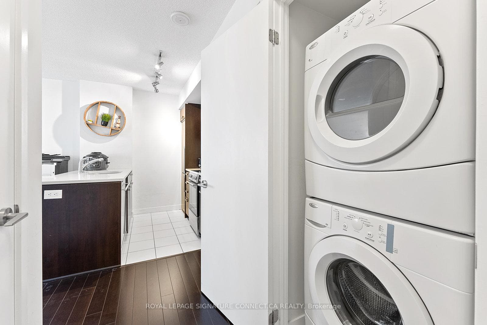 295 Adelaide Street Unit 407 photo 13